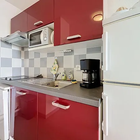 6 Personnes - Terrasse - Clim - Parking - Salle De Sport Apartment