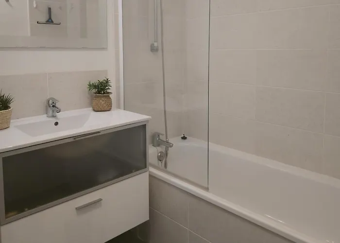4-6 Personnes Avec Piscine Demeure De La Massane Апартаменты *