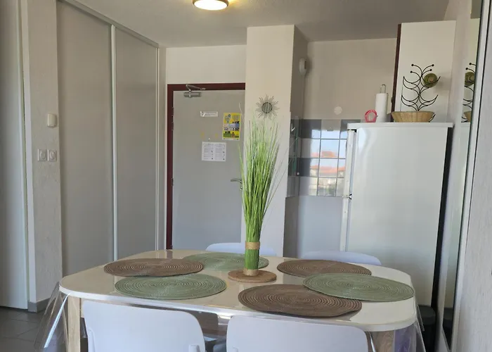 4-6 Personnes Avec Piscine Demeure De La Massane Апартаменты