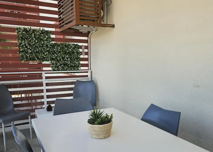 4-6 Personnes Avec Piscine Demeure De La Massane *
