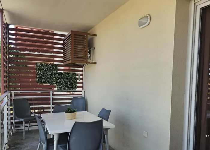4-6 Personnes Avec Piscine Demeure De La Massane Аржель-сюр-Мер
